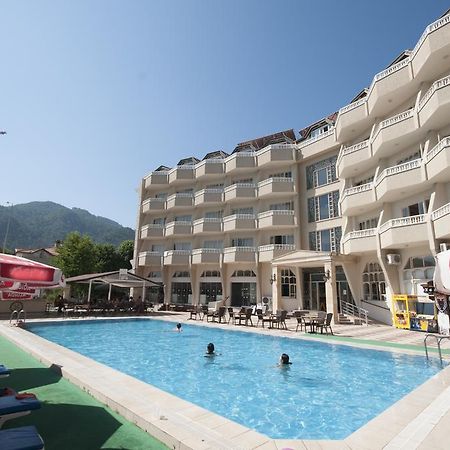 Selen Apart İçmeler Esterno foto