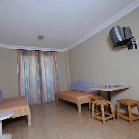 Selen Apart İçmeler Esterno foto
