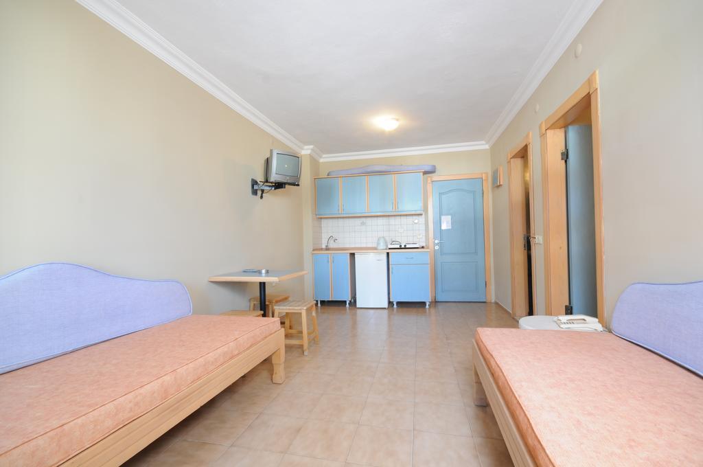 Selen Apart İçmeler Esterno foto