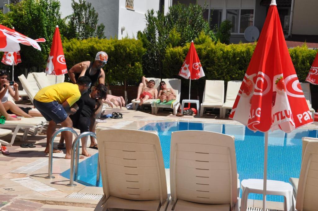 Selen Apart İçmeler Esterno foto